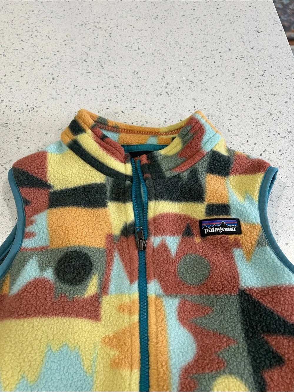Patagonia Baby Synchilla Fleece Vest - Lofoten Geo Print - Size 5T